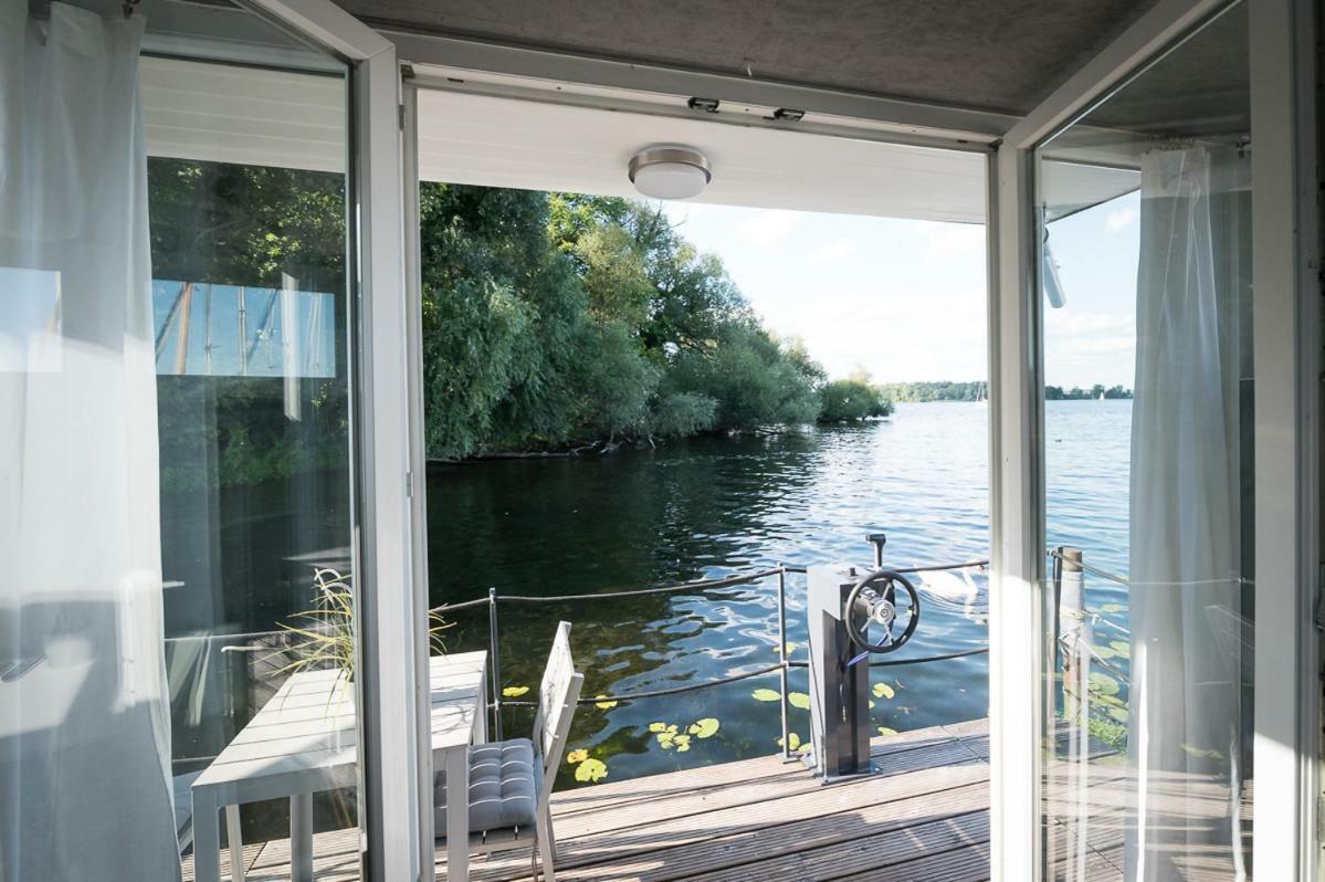 Das Kleine Hausboot Am Wannsee Botel Berlijn